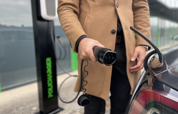 Policharger ÖN cargador coche eléctrico
