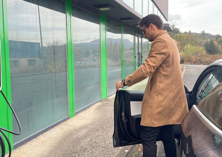 Cómo cargar tu coche eléctrico sin matar la batería